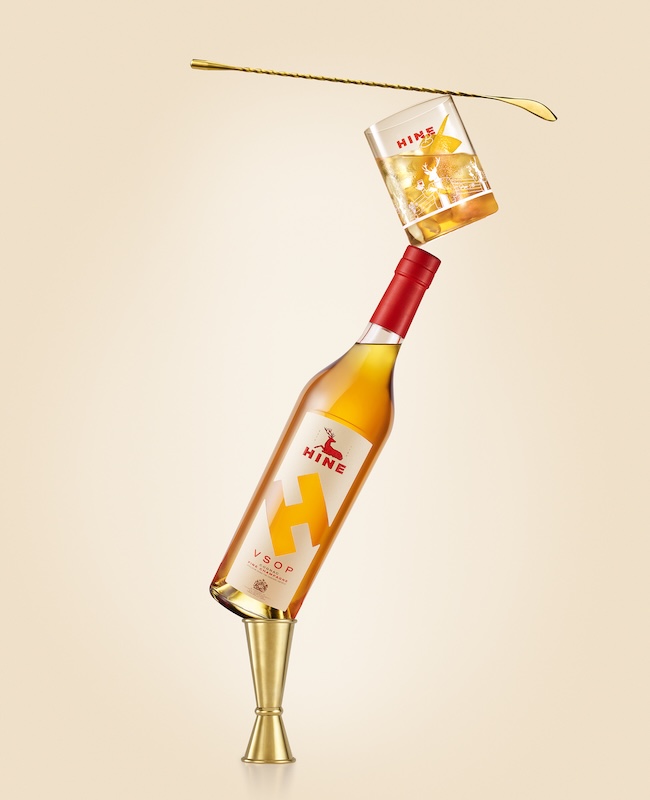 Hine VSOP, cocktailmitta ja -lusikka